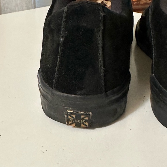 T.U.K. Black Suede D-Ring Sneaker US Men 11 US Women 13 - Picture 6 of 15